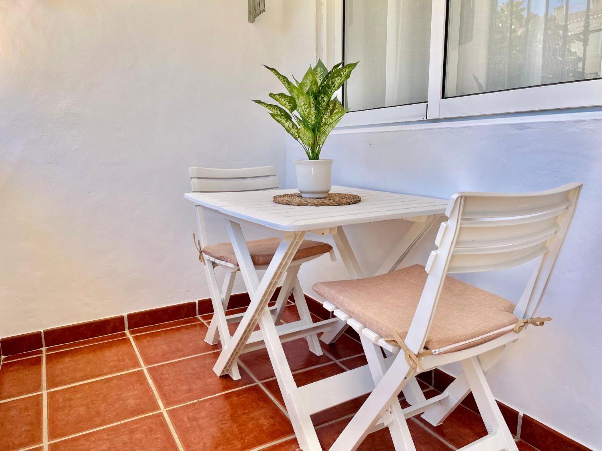 Apartamento Cerca De La Playa Torrecilla Nerja Luaran gambar