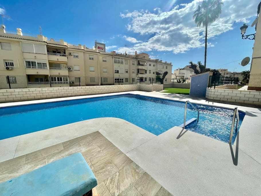 Apartamento Cerca De La Playa Torrecilla Nerja Luaran gambar