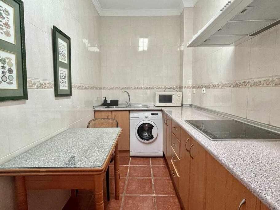 Apartamento Cerca De La Playa Torrecilla Nerja Luaran gambar