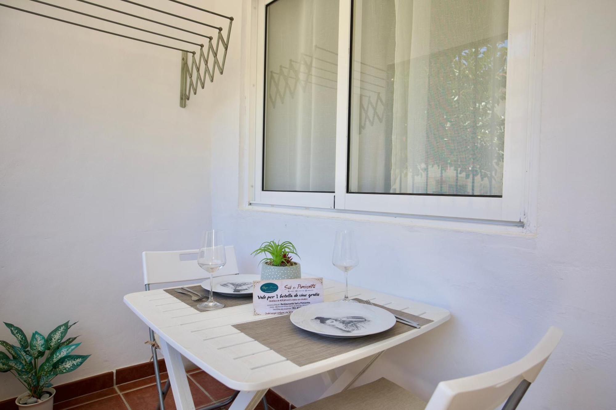 Apartamento Cerca De La Playa Torrecilla Nerja Luaran gambar
